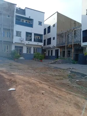 4bdrm Duplex in Prince & Princess, Kaura for sale