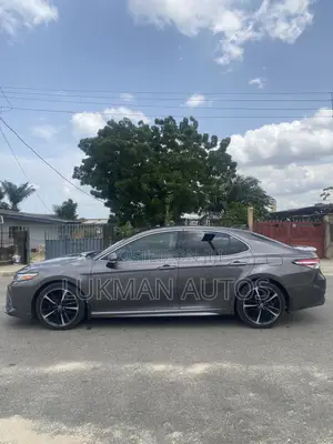 Toyota Camry XSE FWD 2020 Gray