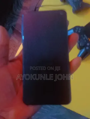 Samsung Galaxy S10 128 GB Blue