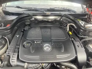 Mercedes-Benz GLK-Class Base GLK 350 4dr AWD 4MATIC (3.5L 6cyl 7A) 2015