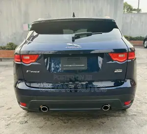 Jaguar F-Pace 2019 Blue