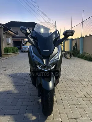 Honda Forza 2018 Black