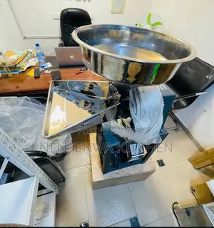 Industrial Powder Grinder