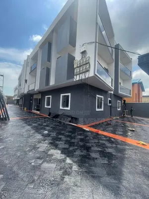 3bdrm Apartment in Ogba for rent