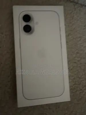 New Apple iPhone 17 256 GB White
