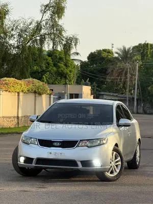 Kia Cerato 2010 Silver