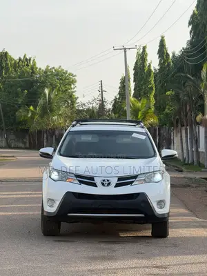 Toyota RAV4 2016 White