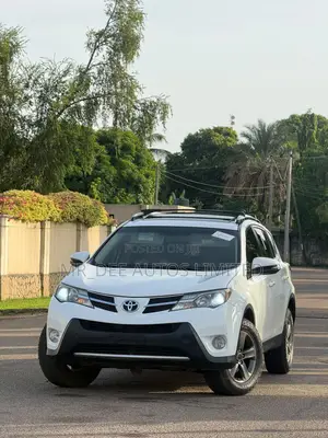 Toyota RAV4 2016 White