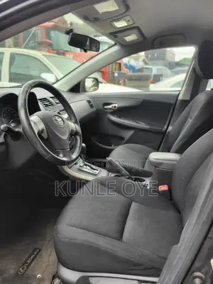 Toyota Corolla S 4dr Sedan (1.8L 4cyl 4A) 2010 Gray