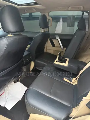 Toyota Land Cruiser Prado 2016 White