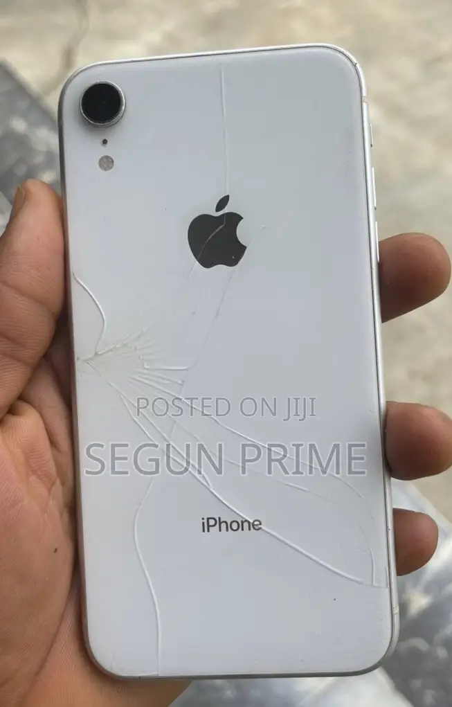 Apple iPhone XR 64 GB White