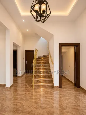 5bdrm Duplex in Parkview Estate for rent
