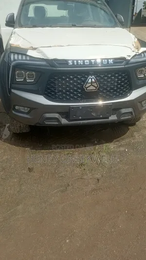 New Sinotruk Howo 2025 Gray