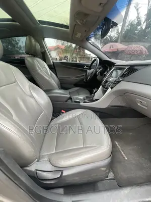 Hyundai Sonata 2012 Gray