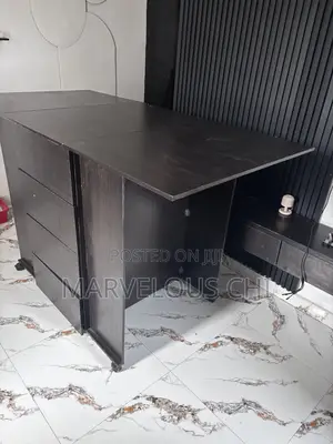 Foldable / Extendable Table