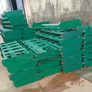 Manure Scrapper (2 Rows)