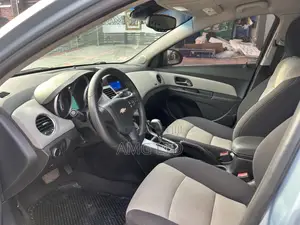 Chevrolet Cruze LS 2012 Blue