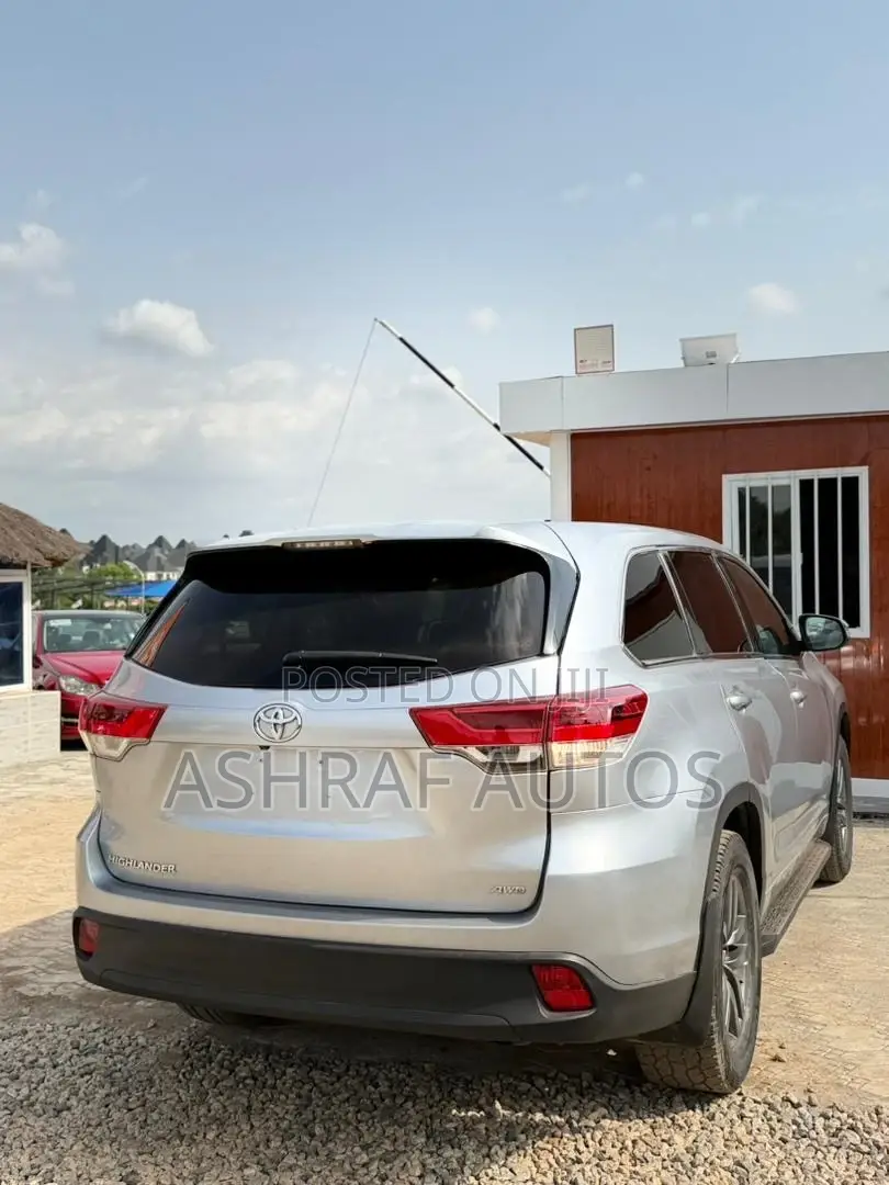 Toyota Highlander 2017 Gray