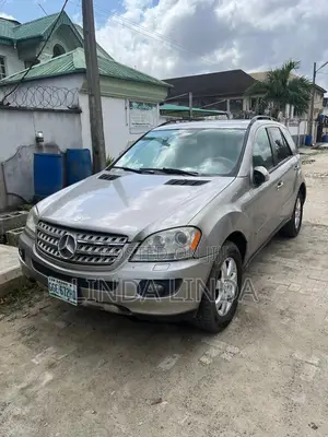 Mercedes-Benz M Class ML 350 AWD 4Matic (3.5L V6 7A) 2006 Gray