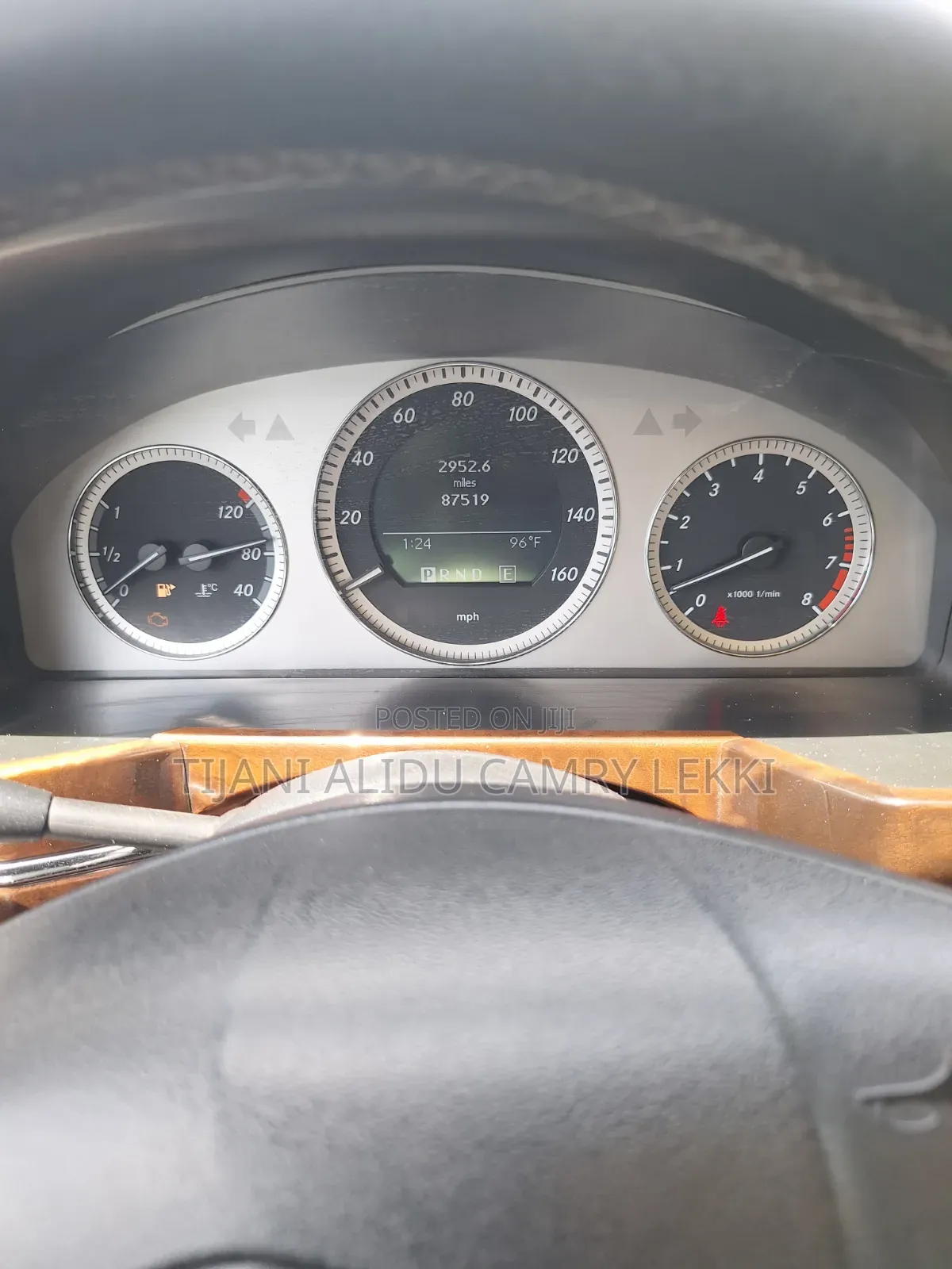 Mercedes-Benz 1422 2011 Black