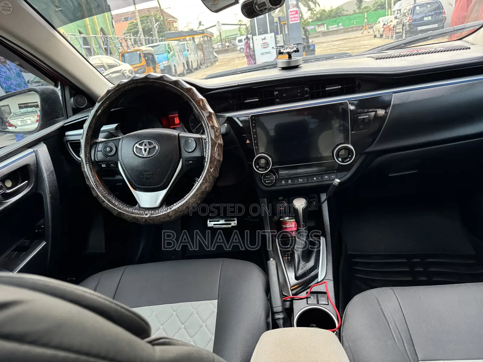Toyota Corolla 2017 Red