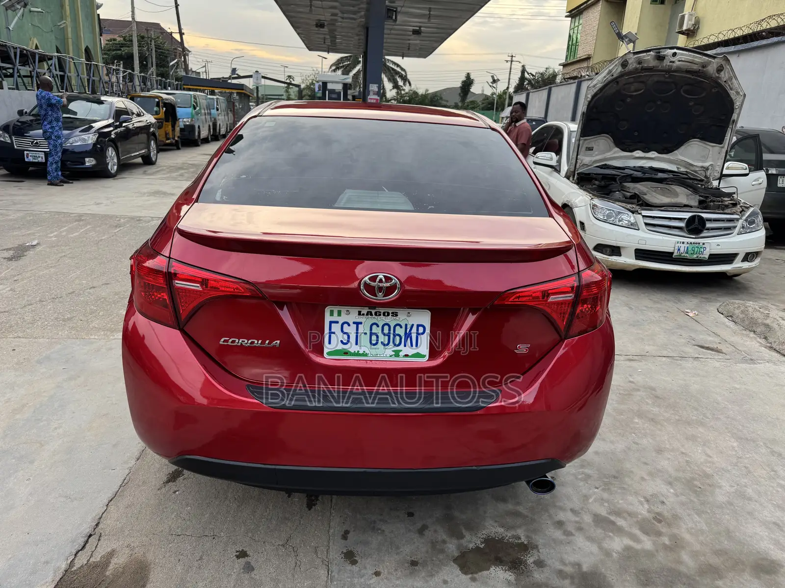 Toyota Corolla 2017 Red