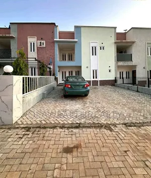 4bdrm Duplex in Gwarinpa for rent