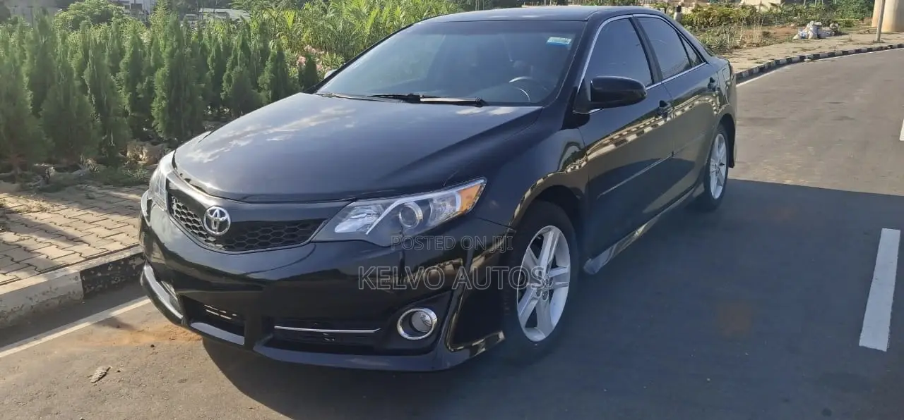 Toyota Camry 2012 Black