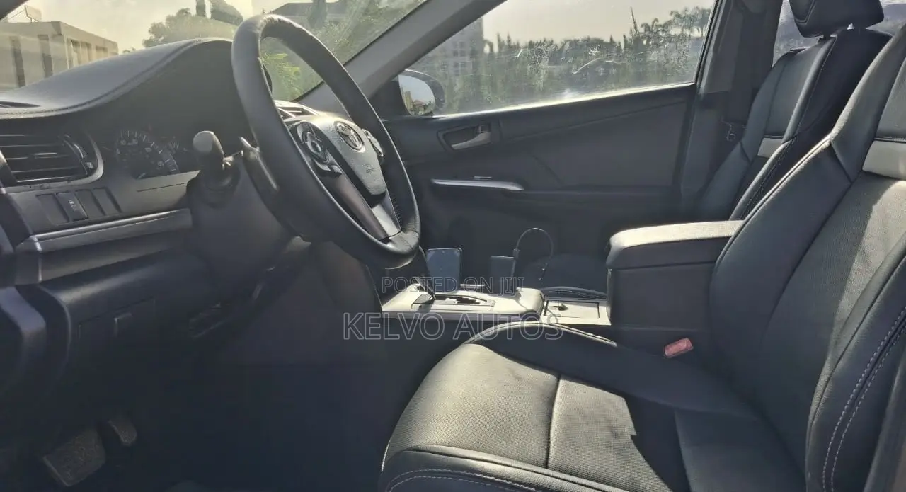 Toyota Camry 2012 Black