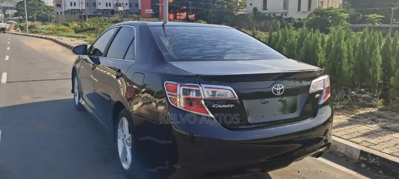 Toyota Camry 2012 Black