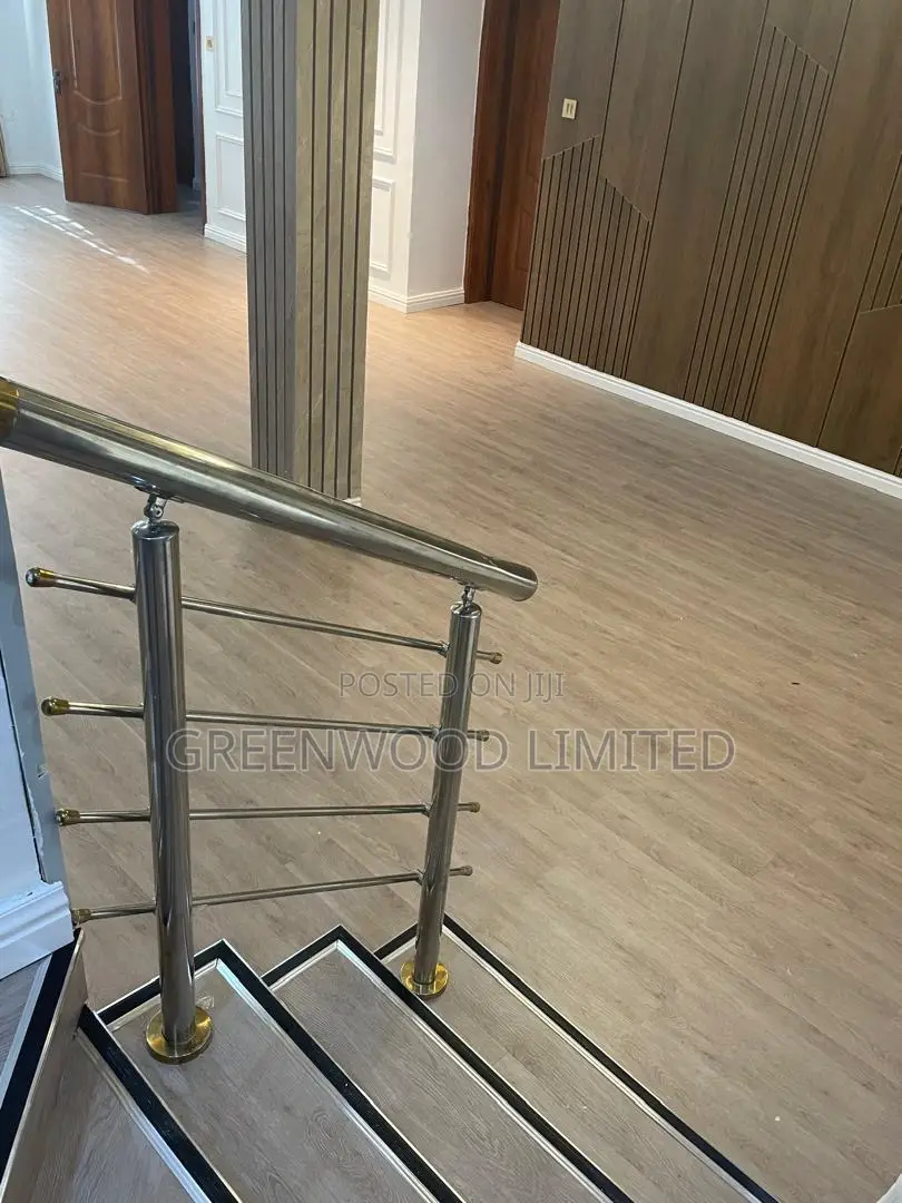 Laminated Wooden Floor Installation