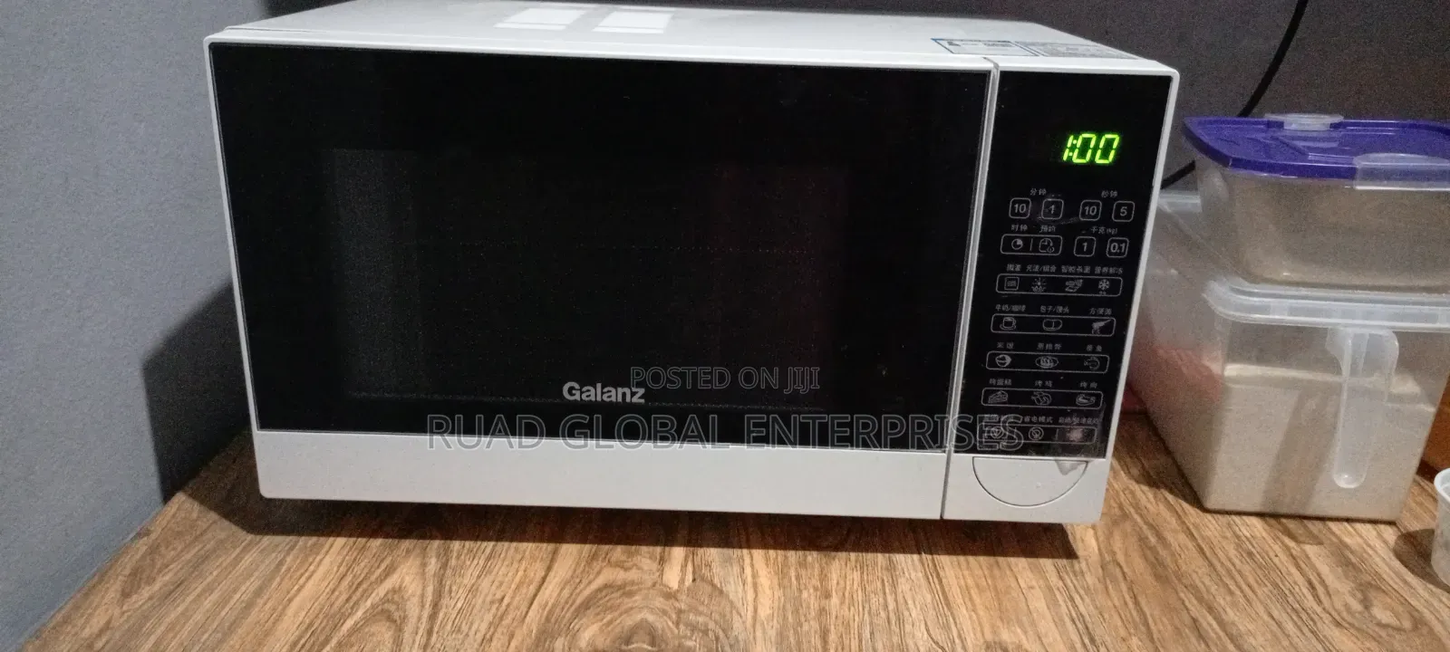 Microwave Oven With Low Energy Consumption