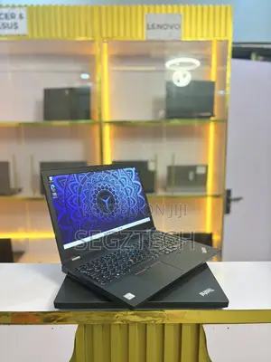Laptop Lenovo ThinkPad T15 Gen1 16GB Intel Core i7 SSD 512GB