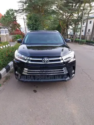 Toyota Highlander XLE 4dr SUV AWD (3.5L 6cyl 6A) 2015 Black