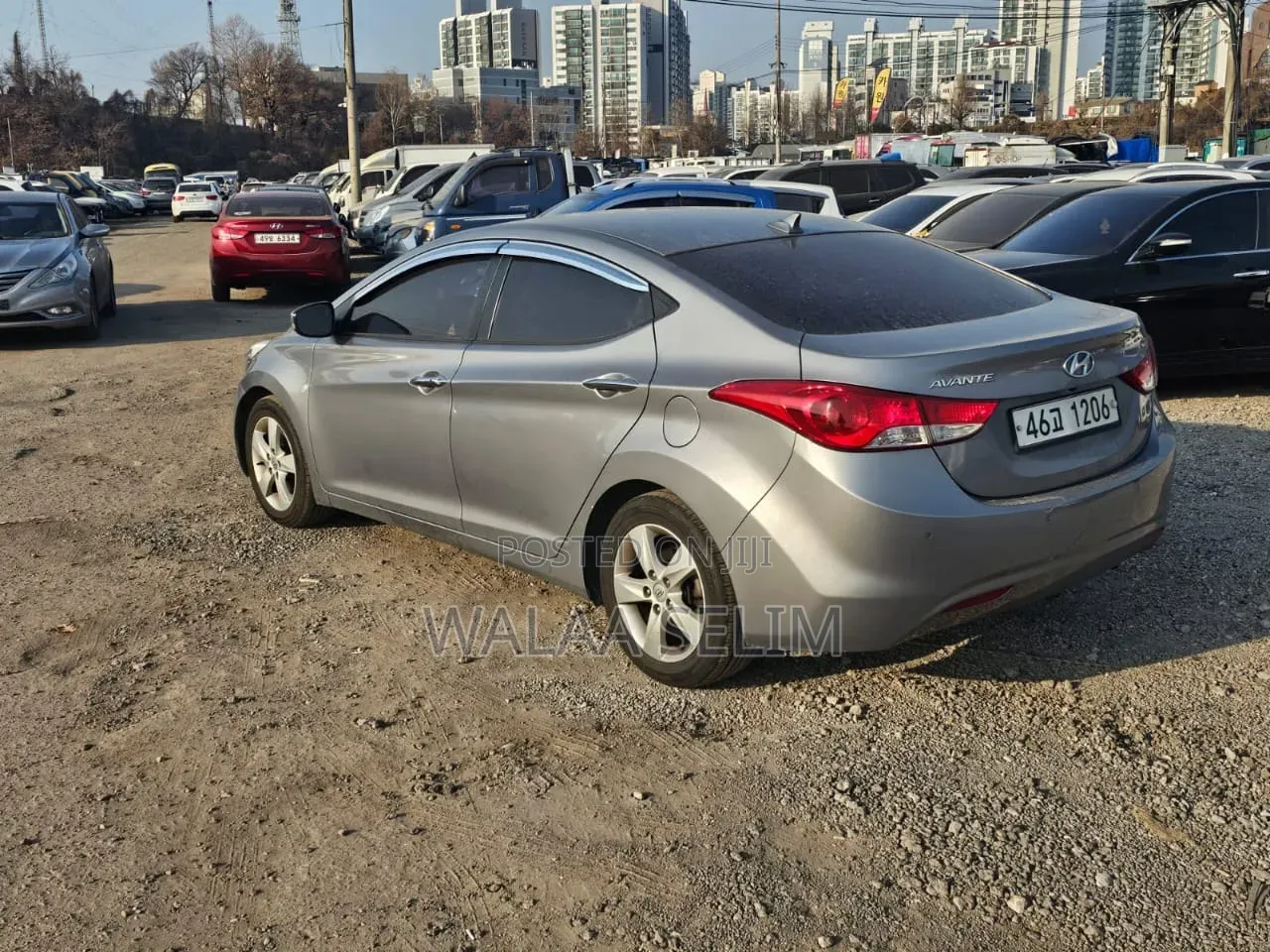 Hyundai Elantra 2014 Gray