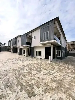 4bdrm Duplex in Maitama for sale
