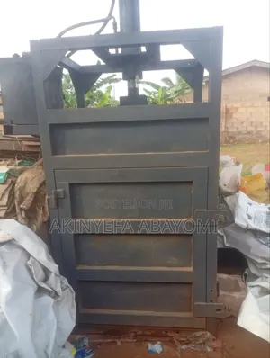 Bailing Machine
