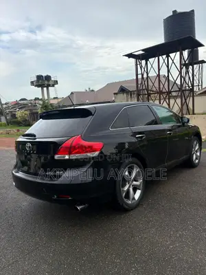 Toyota Venza XLE 2012 Black