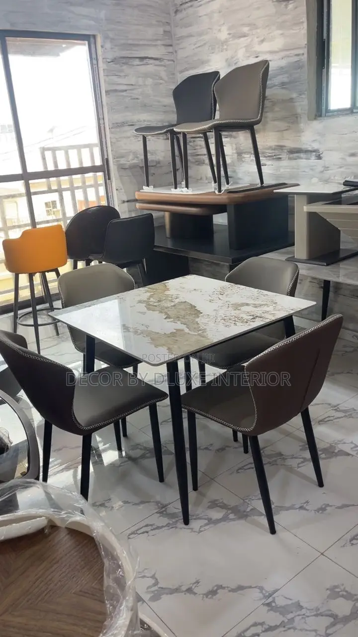 4-Seater Dining Set