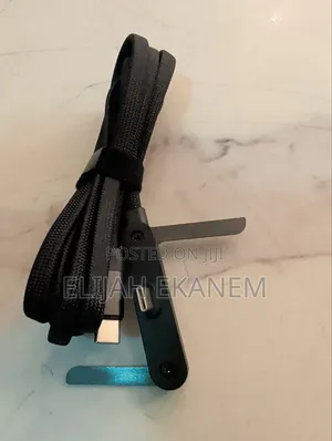 Type C: Usb-C to Usb-C Original Cable With Stand
