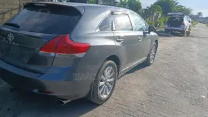 Toyota Venza LE 2010 Gray