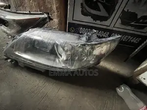 Es 350 2015 Headlamp Drive Side Available