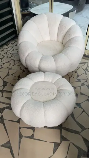 Lazy Sofa Couch Chair With Footrest / Bean Bag