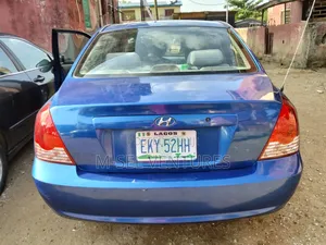 Hyundai Accent 2009 Blue