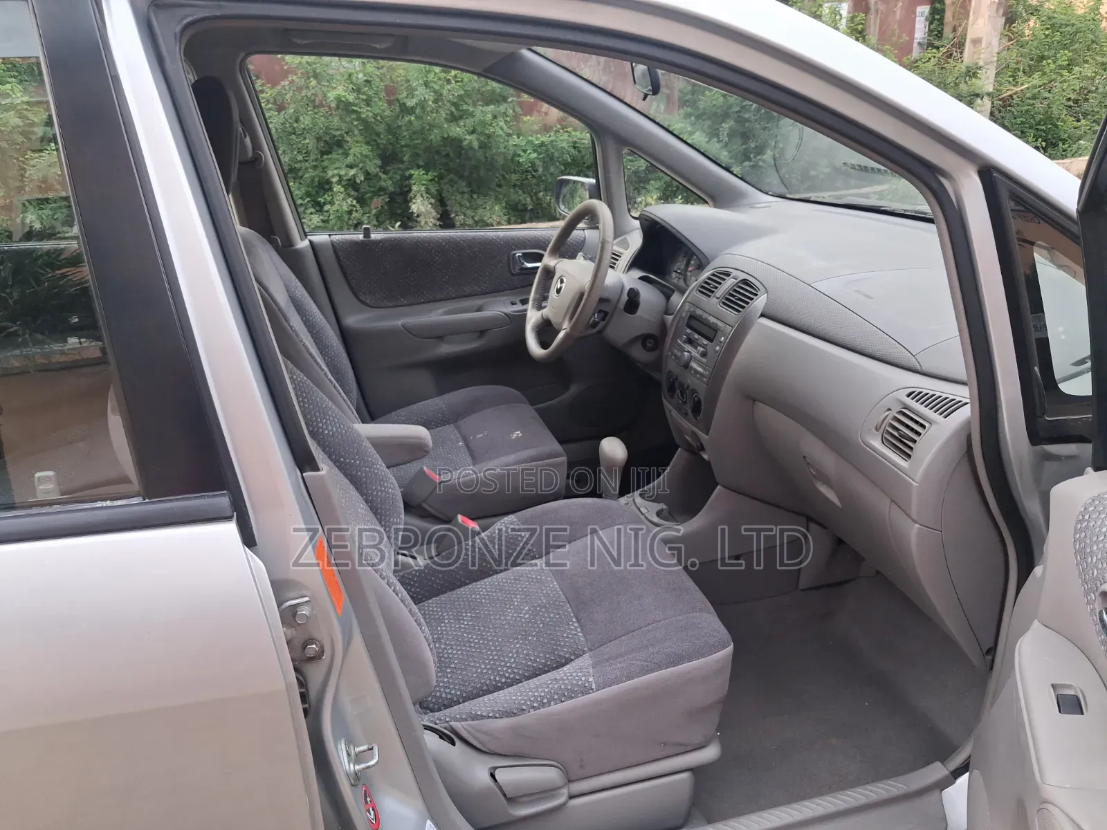 Mazda Premacy 1998 Silver