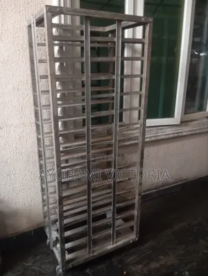 Used 15 Steps Bread Rack