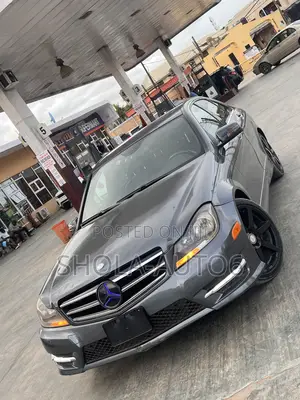 Mercedes-Benz C300 Luxury 4Matic Sedan AWD (3.5L 6cyl 7A) 2014 Gray