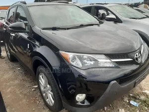 Toyota RAV4 XLE 4dr SUV AWD (2.5L 4cyl 6A) 2015 Black