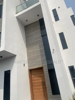 5bdrm Duplex in Osapa London for rent