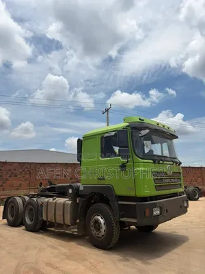 Brand New Shacman Tractor Head 371hp